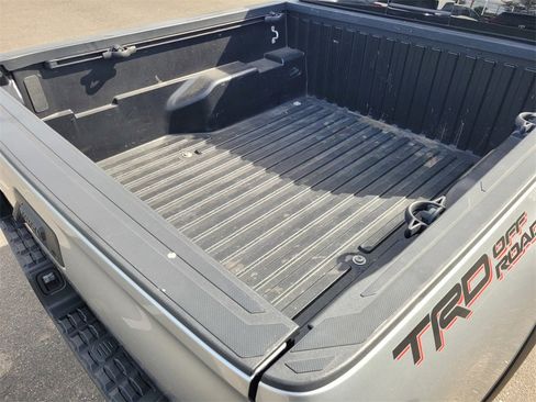 Used 2023 Toyota Tacoma TRD Off-Road image 8