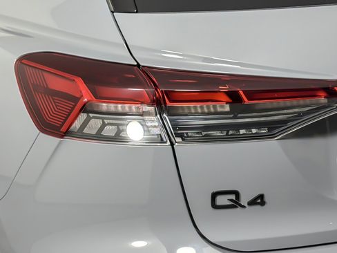 Used 2024 Audi Q4 e-tron Premium Plus w/ Premium Plus AWD/4WD image 26