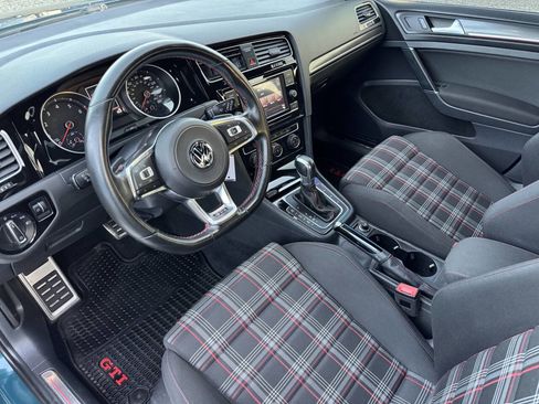 Used 2018 Volkswagen GTI S image 16