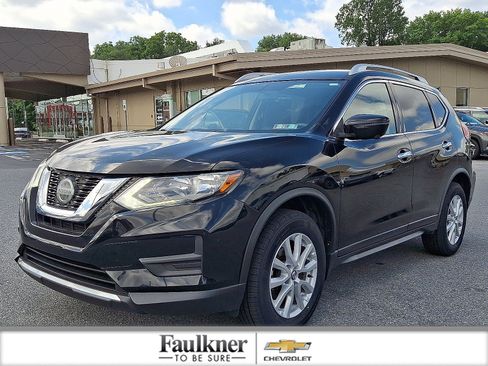 Used 2018 Nissan Rogue SV w/ Premium Package AWD/4WD image 1