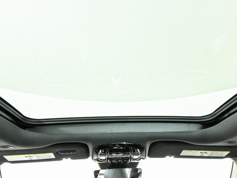 New 2025 Maserati Grecale Modena image 24