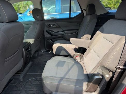 Used 2019 Chevrolet Traverse LT FWD image 5