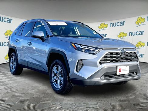 Used 2025 Toyota RAV4 XLE image 1