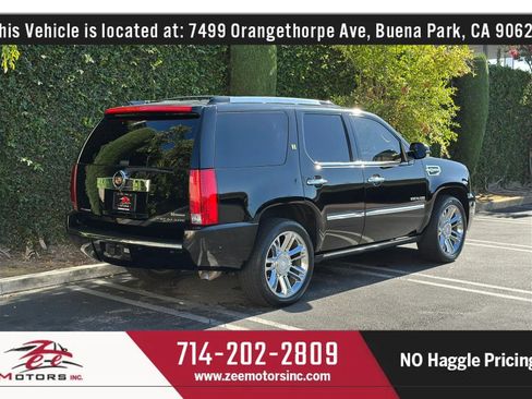 Used 2013 Cadillac Escalade Platinum AWD/4WD image 7
