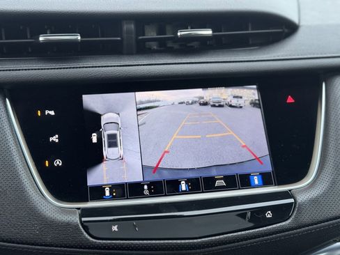 Used 2022 Cadillac XT5 Sportv w/ LPO, ONYX Package image 20