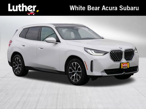 Used 2025 BMW X3 xDrive30i w/ Premium Package image 1