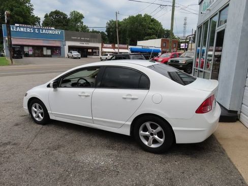 Used 2007 Honda Civic Hybrid Sedan image 6