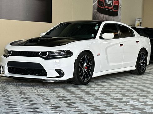 Used 2017 Dodge Charger R/T Scat Pack image 8
