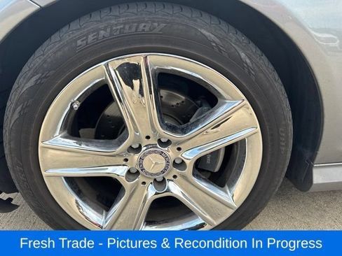 Used 2011 Mercedes-Benz C 300 Sedan image 9