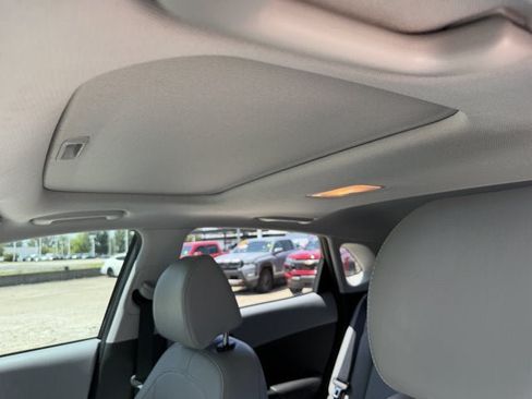 Used 2021 Hyundai Kona Ultimate FWD image 15