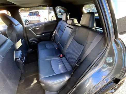 Certified 2025 Toyota RAV4 XSE image 20