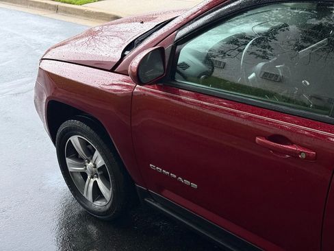 Used 2016 Jeep Compass High Altitude image 12