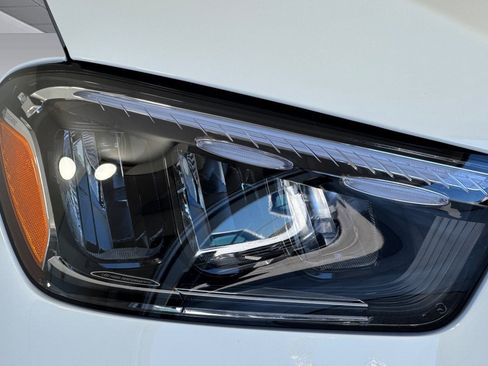 New 2026 Mercedes-Benz GLE 450e 4MATIC image 10