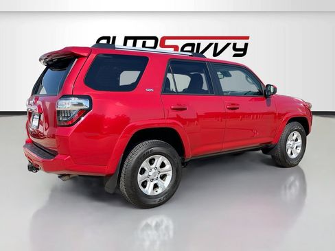 Used 2024 Toyota 4Runner SR5 RWD image 7