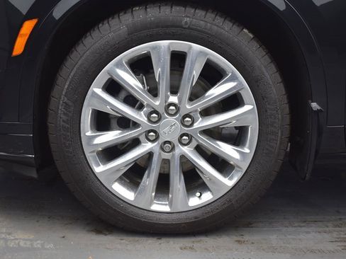 Certified 2024 Cadillac XT6 Premium Luxury w/ LPO, Floor Liner Package image 9