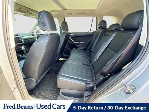 Used 2024 Volkswagen Tiguan SE w/ Panoramic Sunroof Package AWD/4WD image 32
