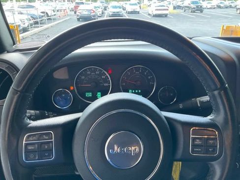 Used 2018 Jeep Wrangler Unlimited Sport S AWD/4WD image 6