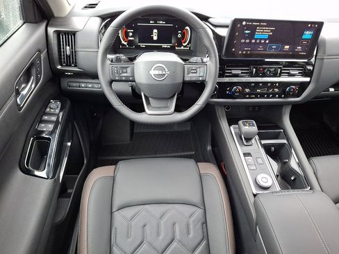 New 2026 Nissan Pathfinder Platinum AWD/4WD image 7