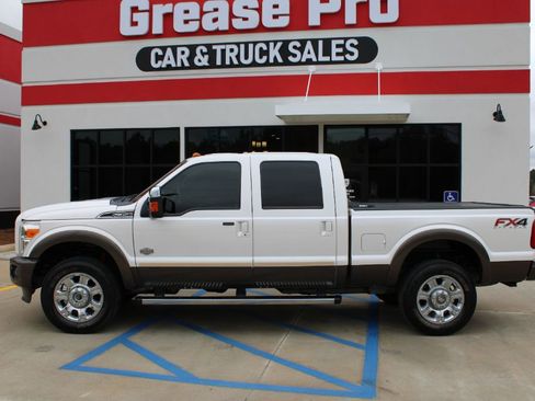 Used 2016 Ford F350 King Ranch w/ King Ranch w/Chrome Package image 2