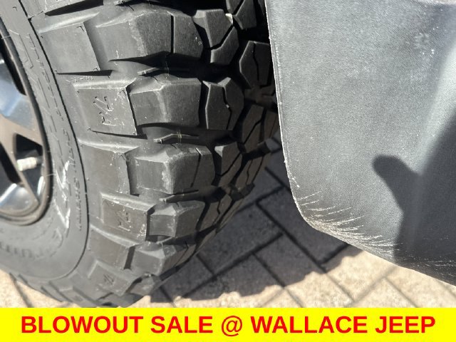 Used 2022 Jeep Wrangler Sport AWD/4WD image 12