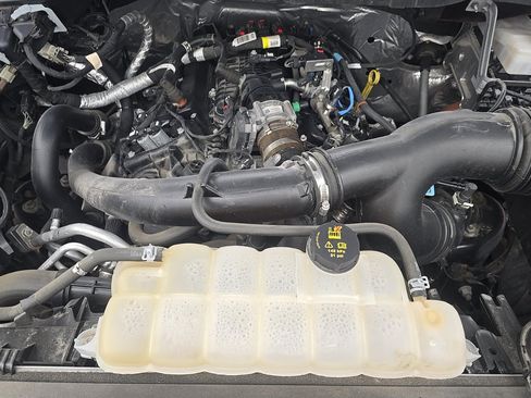 Used 2023 Ford F150 Lariat w/ Equipment Group 502A High AWD/4WD image 15
