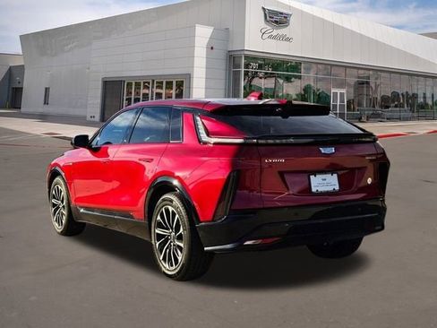 New 2025 Cadillac Lyriq Sport image 4
