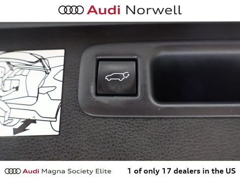Used 2023 Toyota Highlander Limited AWD/4WD image 16