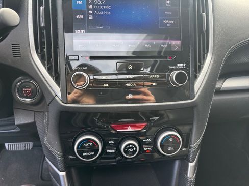 Used 2020 Subaru Forester Limited image 23