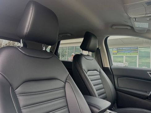 New 2024 Ford Edge SEL w/ Convenience Package image 15