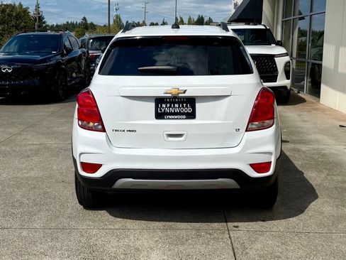 Used 2019 Chevrolet Trax LT w/ LT Convenience Package AWD/4WD image 4