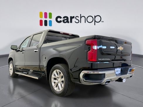 Used 2022 Chevrolet Silverado 1500 LTZ image 3