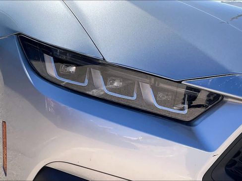 Used 2025 Ford Mustang Premium image 27