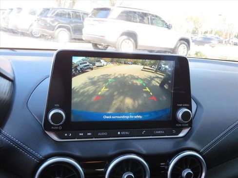 Used 2024 Nissan Sentra SV image 25