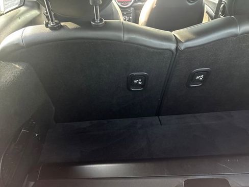 Used 2012 MINI Cooper Clubman S image 12