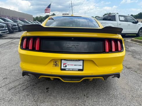 Used 2016 Ford Mustang GT Premium w/ Equipment Group 401A RWD image 5