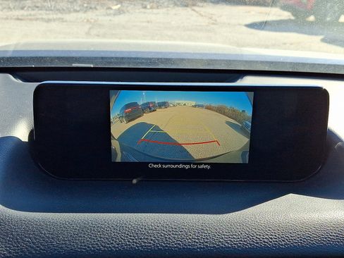 Used 2024 MAZDA CX-50 AWD 2.5 S w/ Preferred Package image 18