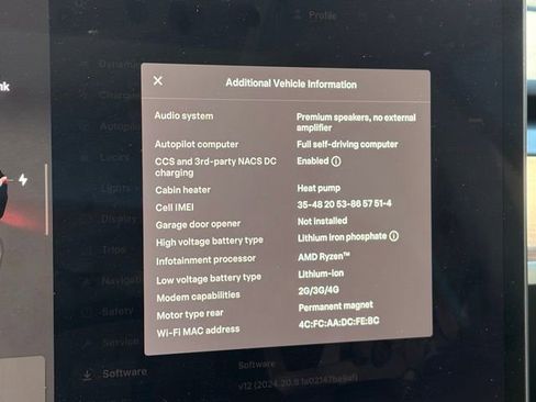 Used 2023 Tesla Model 3 Standard Range image 18