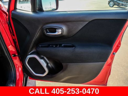 Used 2021 Jeep Renegade Sport AWD/4WD image 18