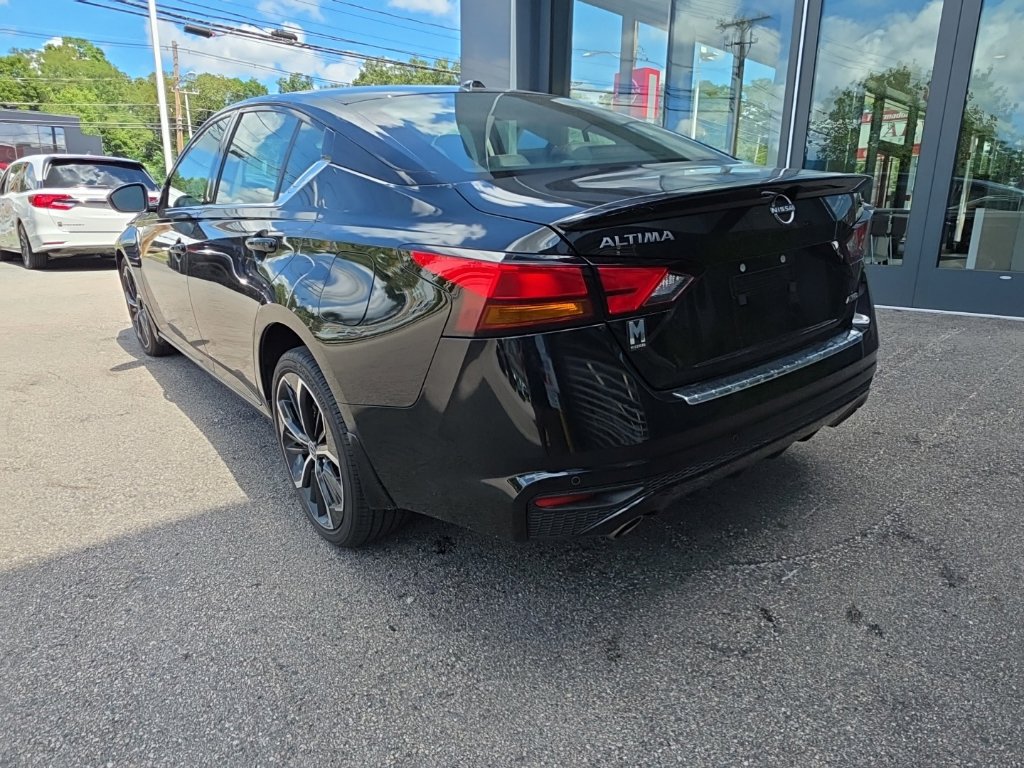Certified 2023 Nissan Altima 2.5 SR AWD/4WD image 4