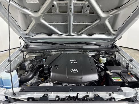 Used 2010 Toyota Tacoma PreRunner RWD image 29