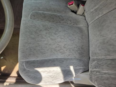Used 2001 Toyota Avalon XL FWD image 17