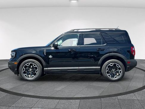Certified 2025 Ford Bronco Sport Outer Banks w/ Outer Banks Tech Package+ AWD/4WD image 8
