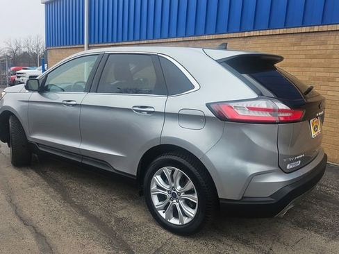 Used 2022 Ford Edge Titanium w/ Equipment Group 301A image 7