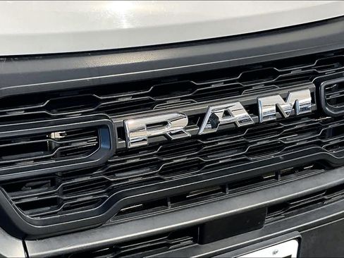 Used 2023 RAM ProMaster 2500 w/ Convenience Group image 29