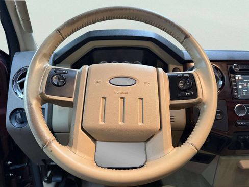 Used 2009 Ford F250 Lariat image 34