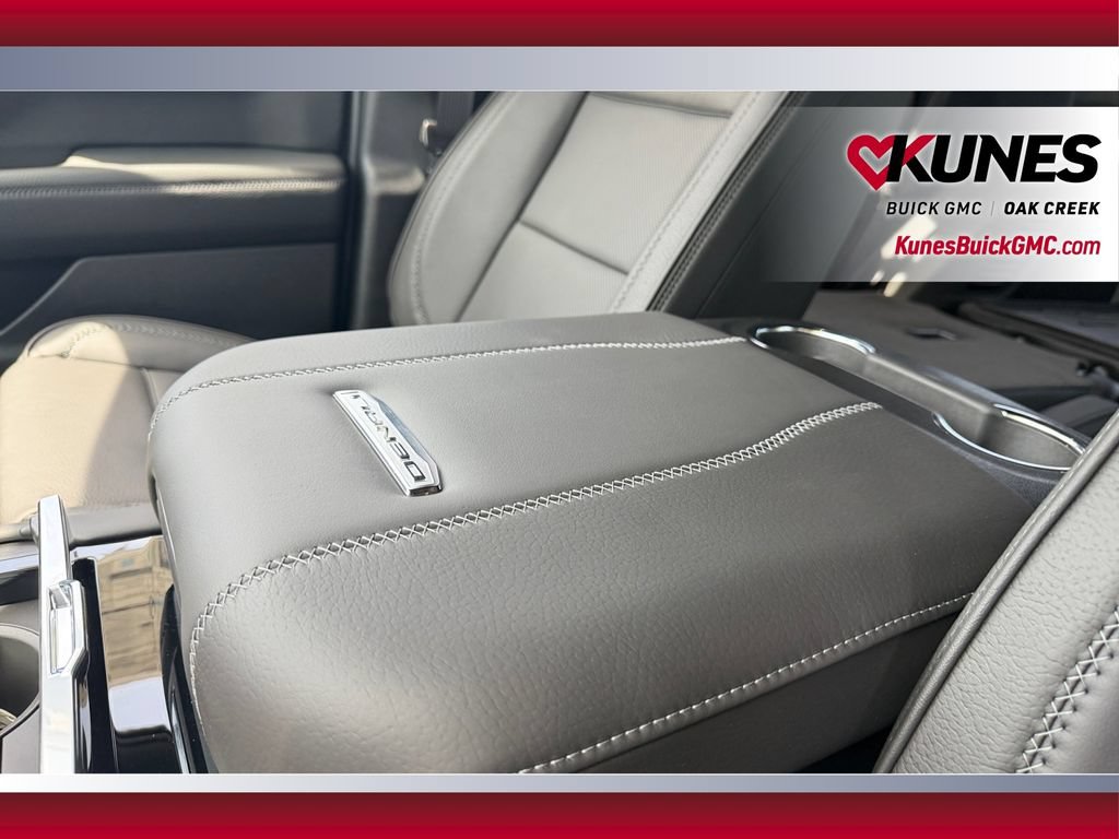 New 2026 GMC Yukon Denali w/ Denali Reserve Package AWD/4WD image 32