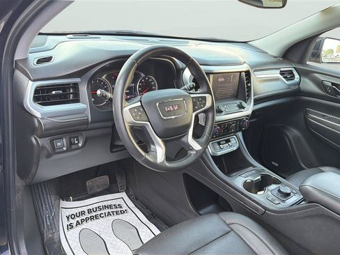 Used 2022 GMC Acadia SLT AWD/4WD image 17