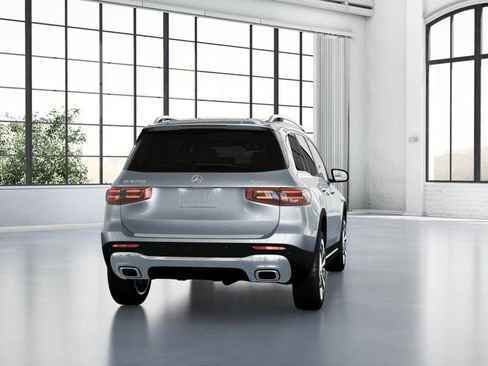 New 2026 Mercedes-Benz GLB 250 4MATIC image 24