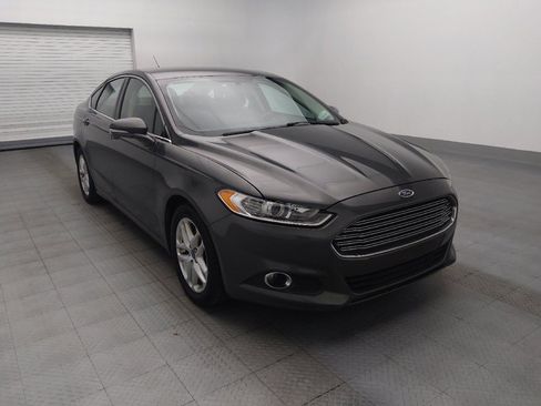 Used 2015 Ford Fusion SE w/ Equipment Group 202A FWD image 13