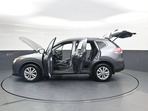 Used 2015 Nissan Rogue SV w/ SV Premium Package FWD image 50